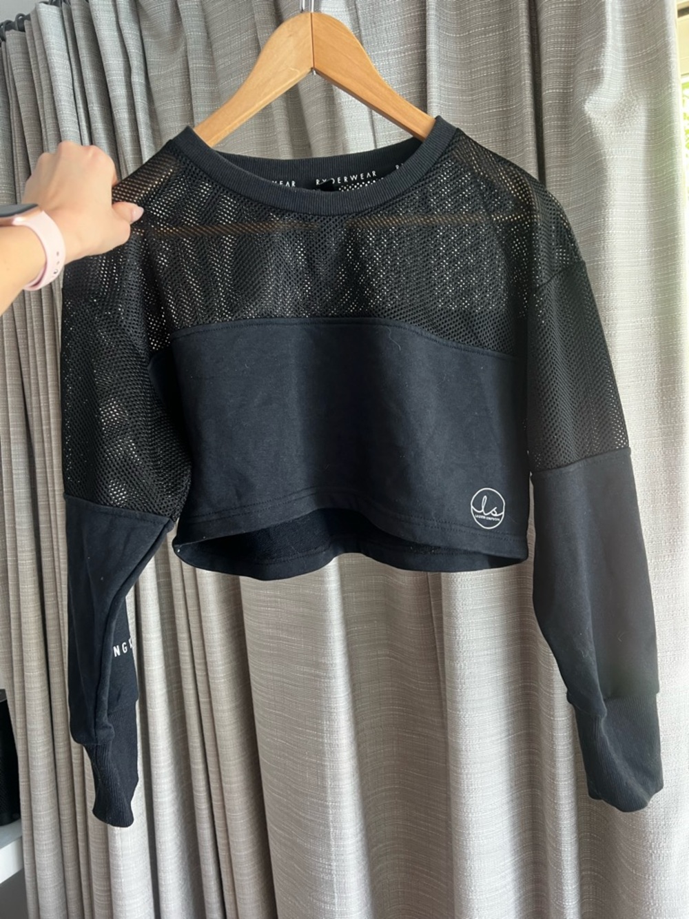Ryderwear Black Mesh-Panel Cropped Sweatshirt